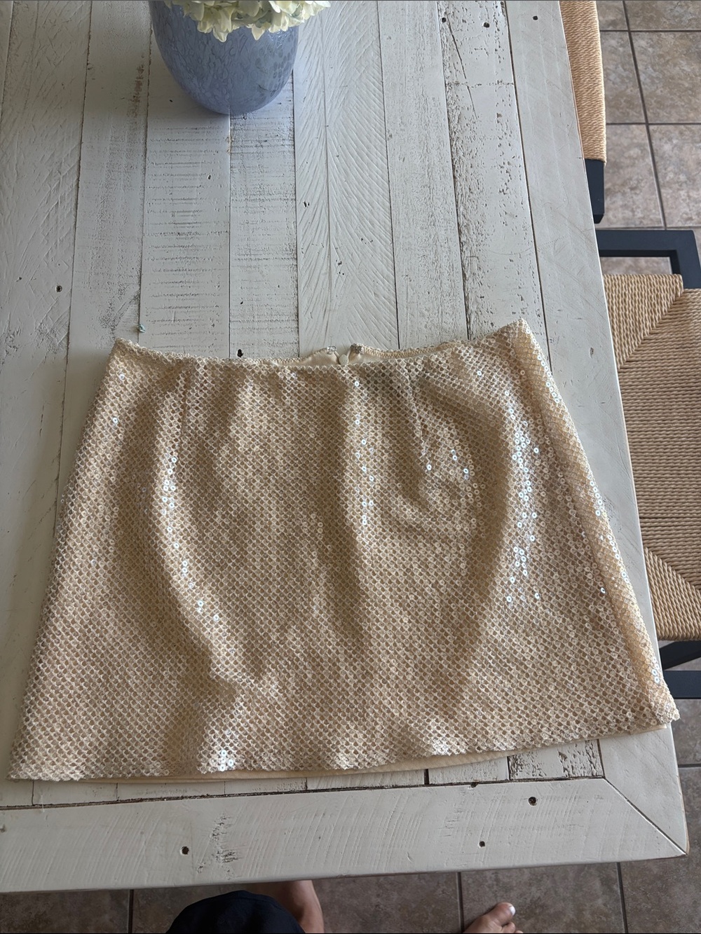 White fox boutique Sequin Mini Skirt in Champagne size M worn once